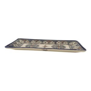 Folkloric trays with handles
